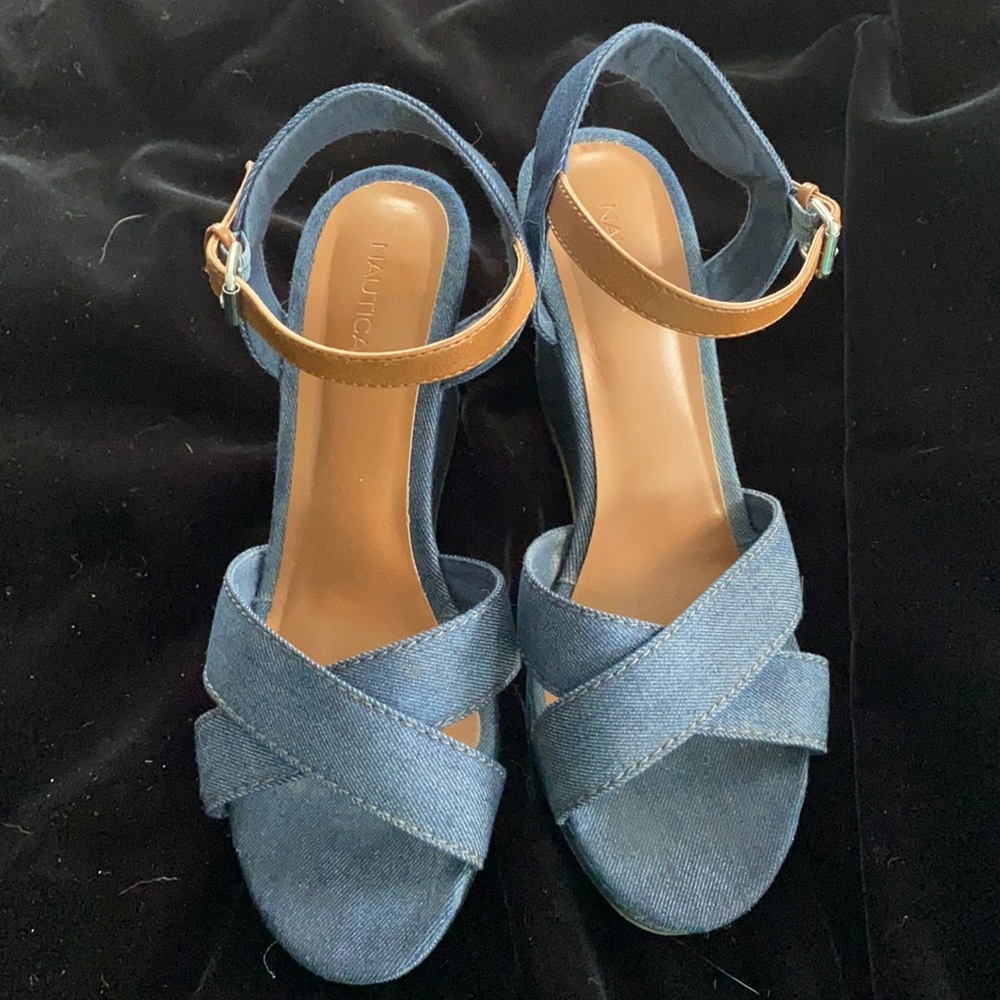 Nautica 9.5 wedge sandals